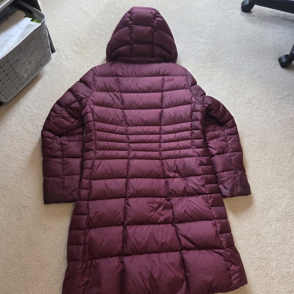 The North Face Women's Maroon Ski Jacket - Picture 5 of 7